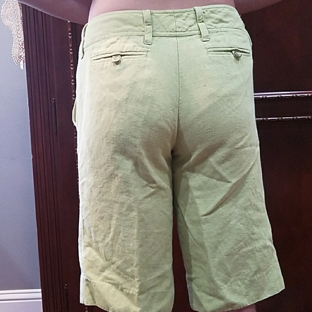 Shorts - Picture 2 of 3